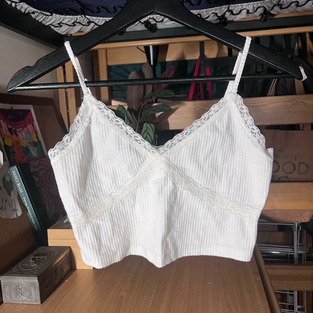 White Lace Trim Ribbed Tank Top
